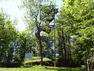 Fototapeta premium Aussichtsturm Bergstein in der Eifel