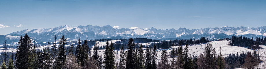 Fototapeta na wymiar Wide winter panorama of Tatra Mountains
