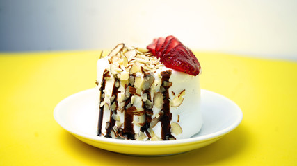 cake with cream and strawberry