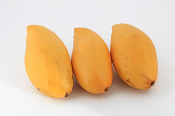 Fruit. Mango - Studio