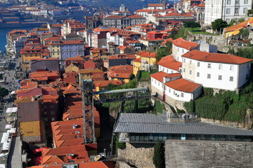 Fototapeta na wymiar Panoramic view of old town of Porto, Portugal