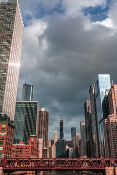 Chicago skyline view from the Chicago Riverwalk