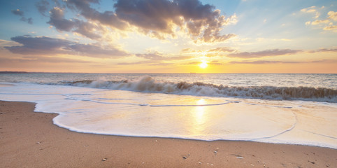 Fototapeta na wymiar Beautiful beach shore seascape.
