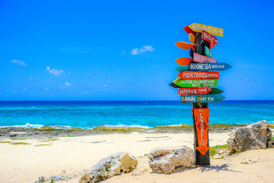Se&ntilde;ales de paises en la playa