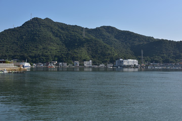 Fototapeta na wymiar 日本の岡山県備前市日生町の美しい海