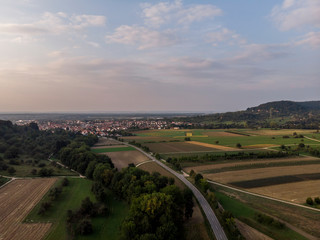 Landstra&szlig;e von Oben - Luftaufnahme