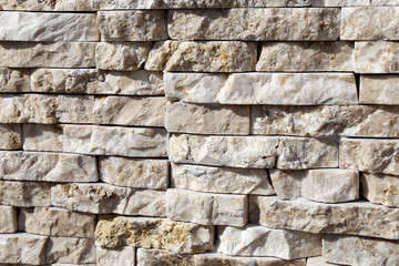 Wandverkleidung mit Naturstein