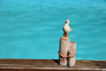 Dekoration Möwe am Wasser / Symbol für Urlaub am Meer