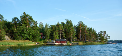 Schweden Urlaub Haus am See Hintergrund 