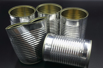 Tin Cans 