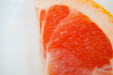 ピンクグレープフルーツの果肉と皮