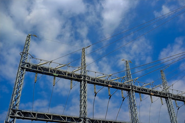 送電線