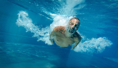 power Pooltaucher