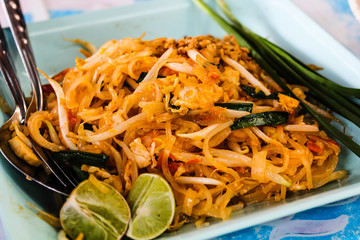 Spicy noodles pad thai