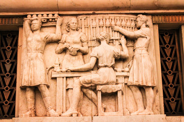 Bas-reliefs in the Moscow metro	