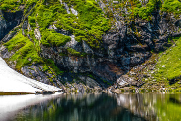 woda skały © FOTOWAWA