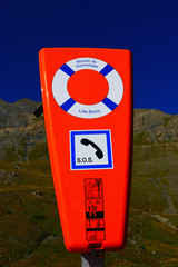 Bouée de sauvetage de lac de montagne, Hautes-Alpes, France