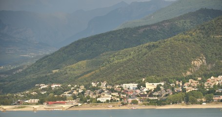 Obraz premium Savines-Le-Lac (Hautes-Alpes)