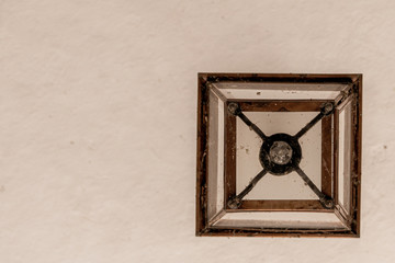 Deckenlampe von unten