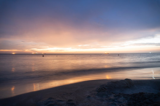 Atardecer en la playa de Santa Marta © daniel