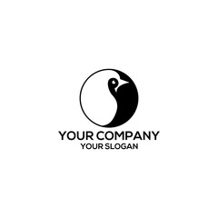 Pinguin Ying Yang Logo Design Vector