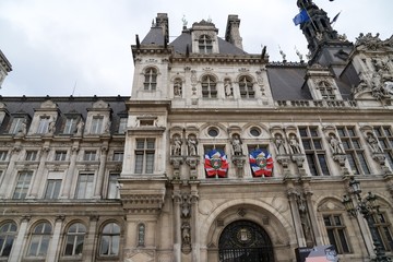 Fototapeta na wymiar Das Pariser Rathaus