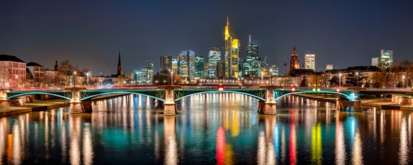 Die Skyline von Frankfurt am Main bei Nacht © Frank Wagner