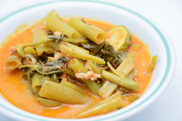 Red Curry with Pork Belly and Water Spinach (Gang Tay Po), a coconut milk curry with sweet, sour and mellow flavor. And smell good from kaffir lime. Eat with hot steamed rice is so delicious.