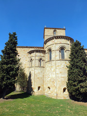 Fototapeta na wymiar Iglesia de San Vicente en Ávila