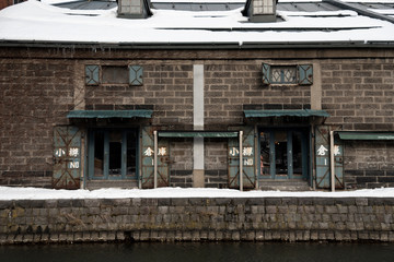 雪化粧の小樽倉庫