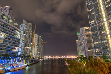 Obraz na płótnie Canvas Night photo Miami River long exposure