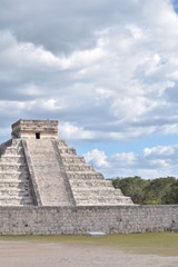 chichen itza ruins
