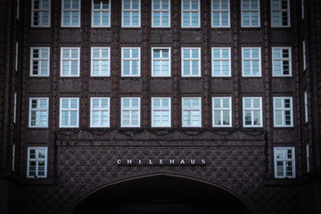 Hamburger Haus © Ben.Photoholic