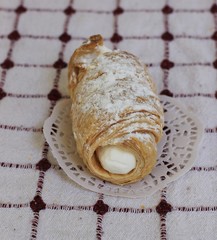 Handmade creamy cake pastries with sweet cream