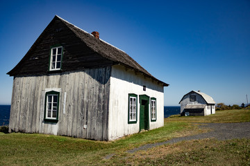 Fototapeta na wymiar Vieux batiments en Gaspésie