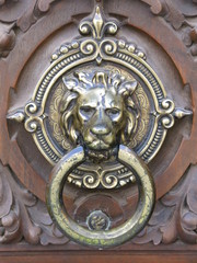 llamador de puerta león 2 de bronce en españa europa