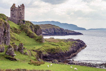 Fototapeta na wymiar Ruins of an old castle in Scottish Highlands, Scotland
