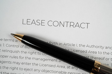 Lease contract with pen
