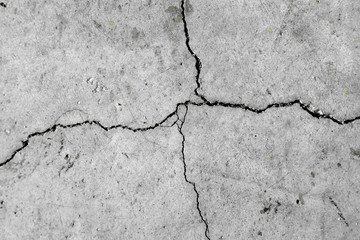 Obraz premium Crack on a cement wall