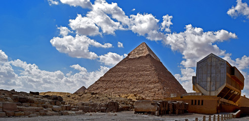 Fototapeta na wymiar very nice and close view of Giza pyramid Egypt
