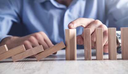Stop domino effect. Business, Solution