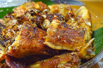  Grilled chicken is a popular food because it is fragrant and delicious. Can eat at any age