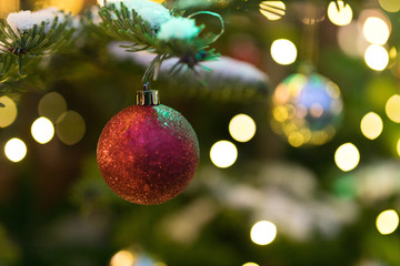 Kugel am Weihnachtsbaum