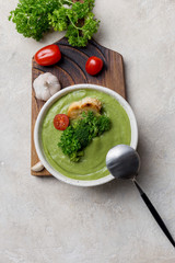 Broccoli cream soup with crouton