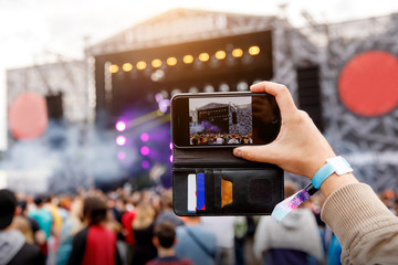Recording a concert on a mobile phone, Outdoor stage.