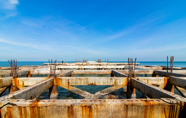 Rusting the iron on the mortar