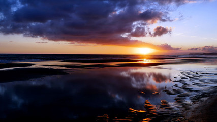 Coucher de soleil sur l'océan Atlantique