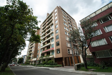 Bogota colombia arquitectura fachadas interiores espacios 360 edificios