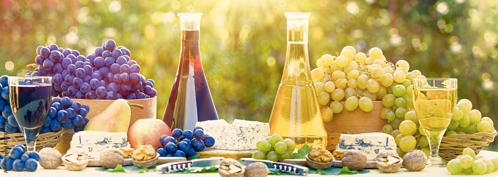 Wall mural grape and wine on table, red and white wine