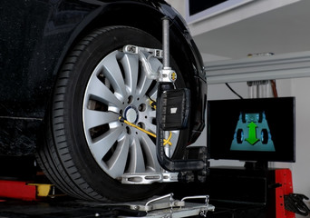 Obraz premium wheel balancer digital inspection
